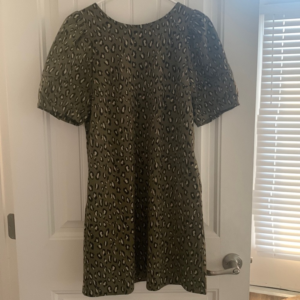 THML Olive leopard print dress with puff sleeve